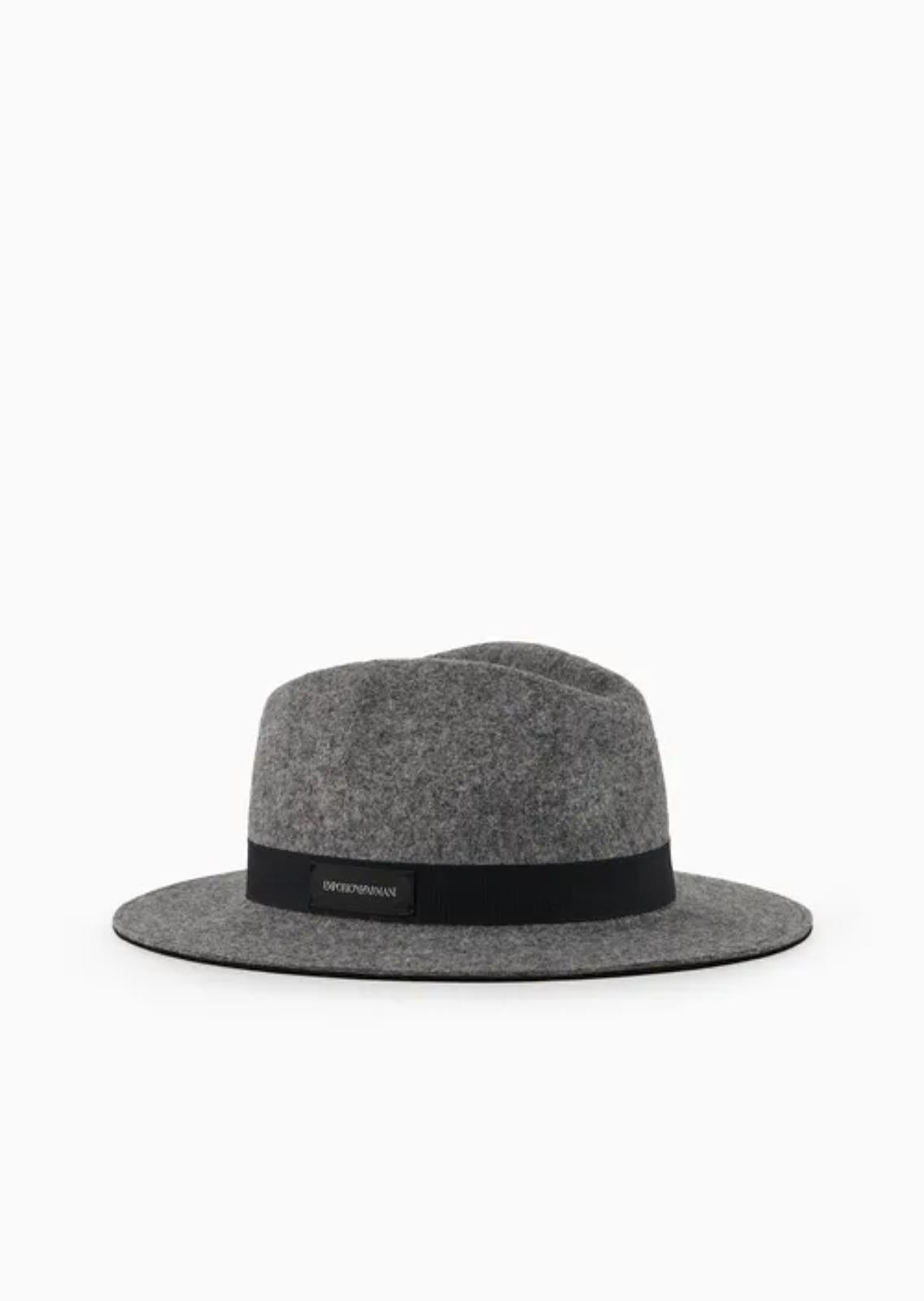 Foto di CAPPELLO Donna EMPORIO ARMANI 6370473F505 - Categoria: Accessori abbigliamento | Brand: EMPORIO ARMANI