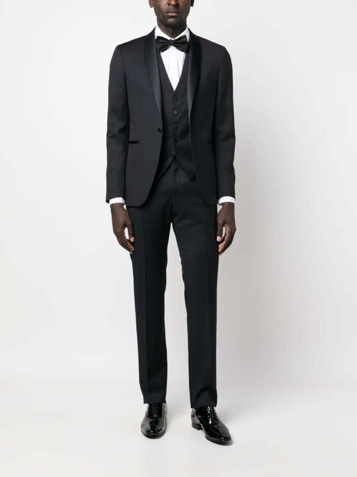 Foto di ABITO Uomo TAGLIATORE EFBR18A01060001 - Categoria: Abiti | Brand: TAGLIATORE