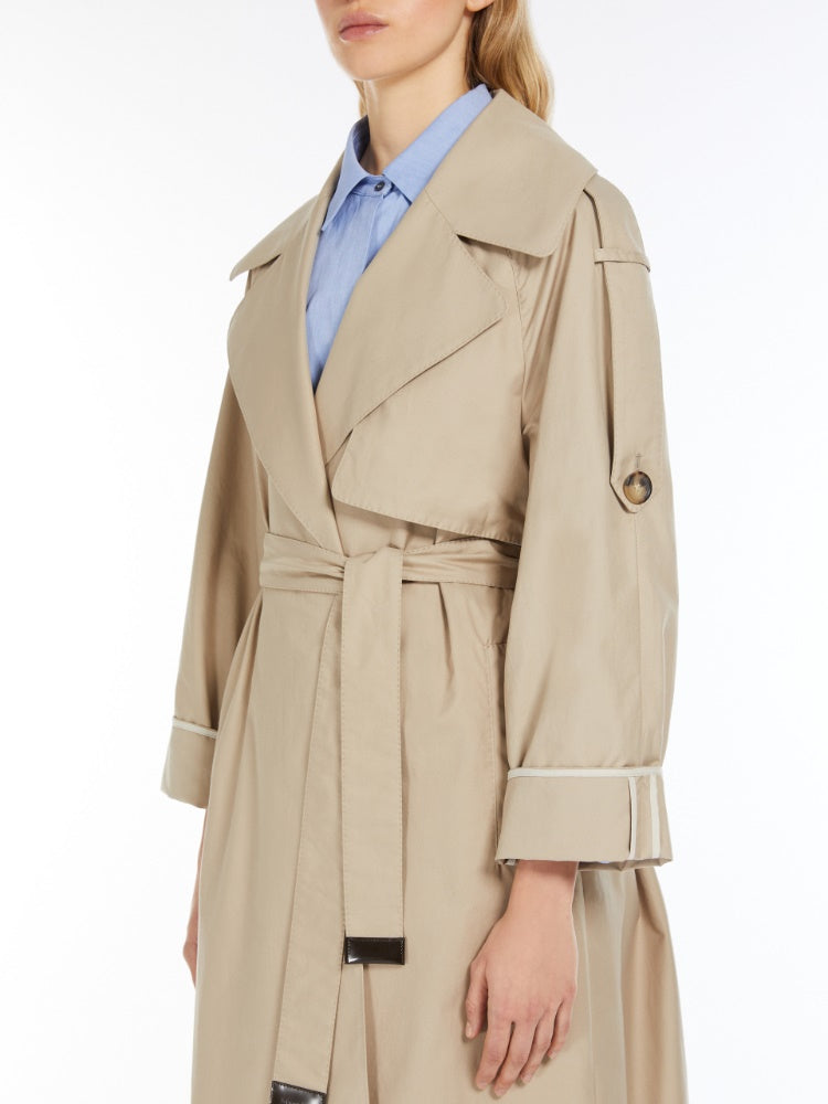 Foto di GIUBBINO Donna MAXMARA THE CUBE UTRENCH - Categoria: Giubbini | Brand: MAXMARA THE CUBE
