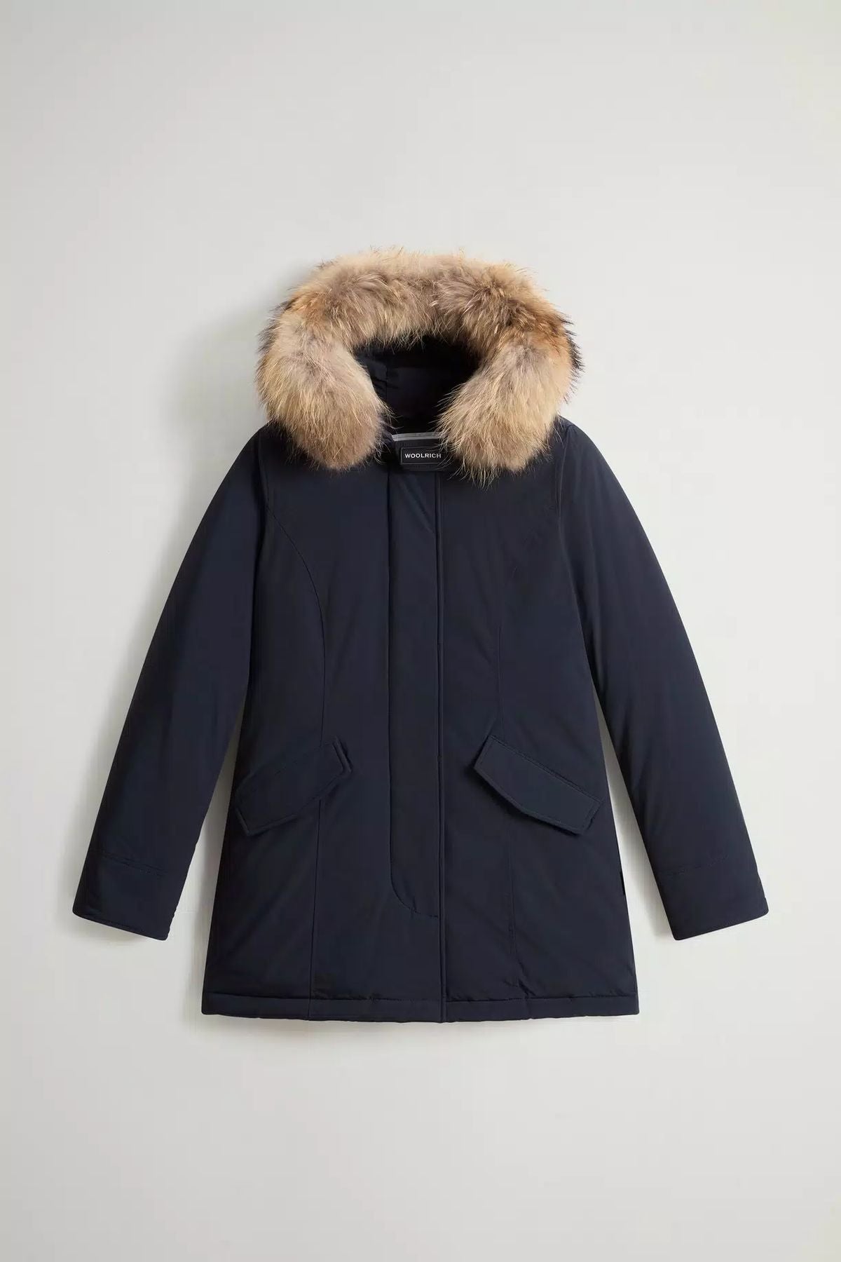 Foto di Donna WOOLRICH CFWWOU0652FRUT3128 - Categoria: LUXURY ARCTIC RACCOON PARKA | Brand: WOOLRICH