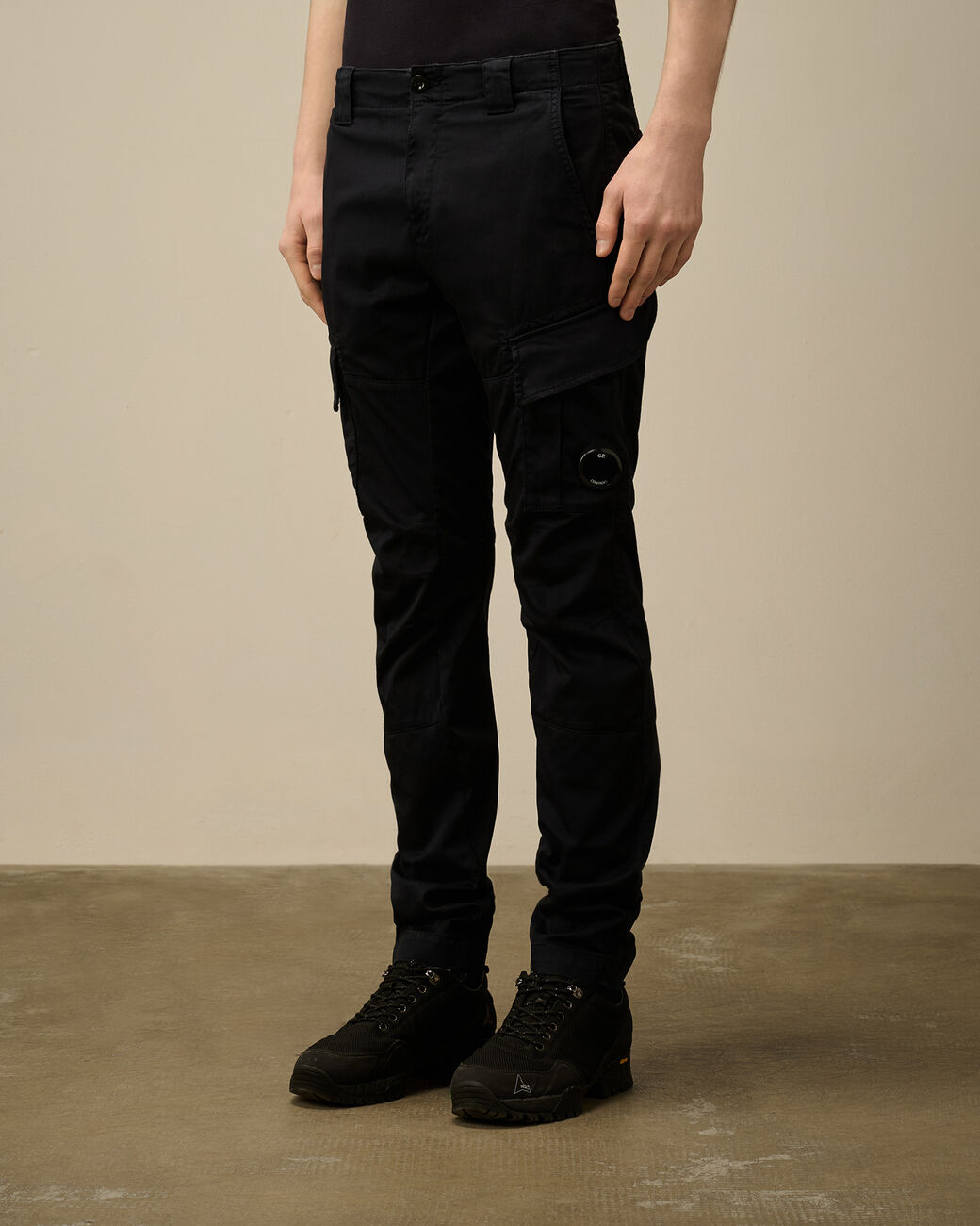 Foto di PANTALONE CARGO Uomo C.P. COMPANY CMPA056A005694G 888 - Categoria: Pantaloni | Brand: C.P. COMPANY