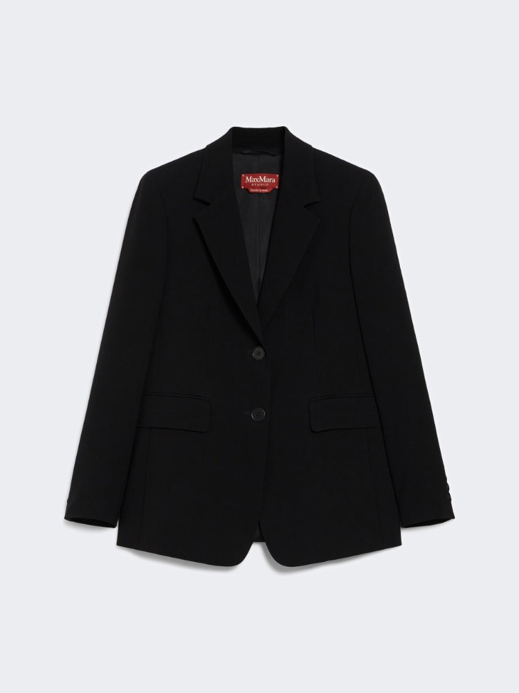 GIACCA
Tessuto 71% Triacetato, 29% Poliestere
Fodera 70% Acetato, 30% Poliestere DONNA MAXMARA STUDIO LINZ001