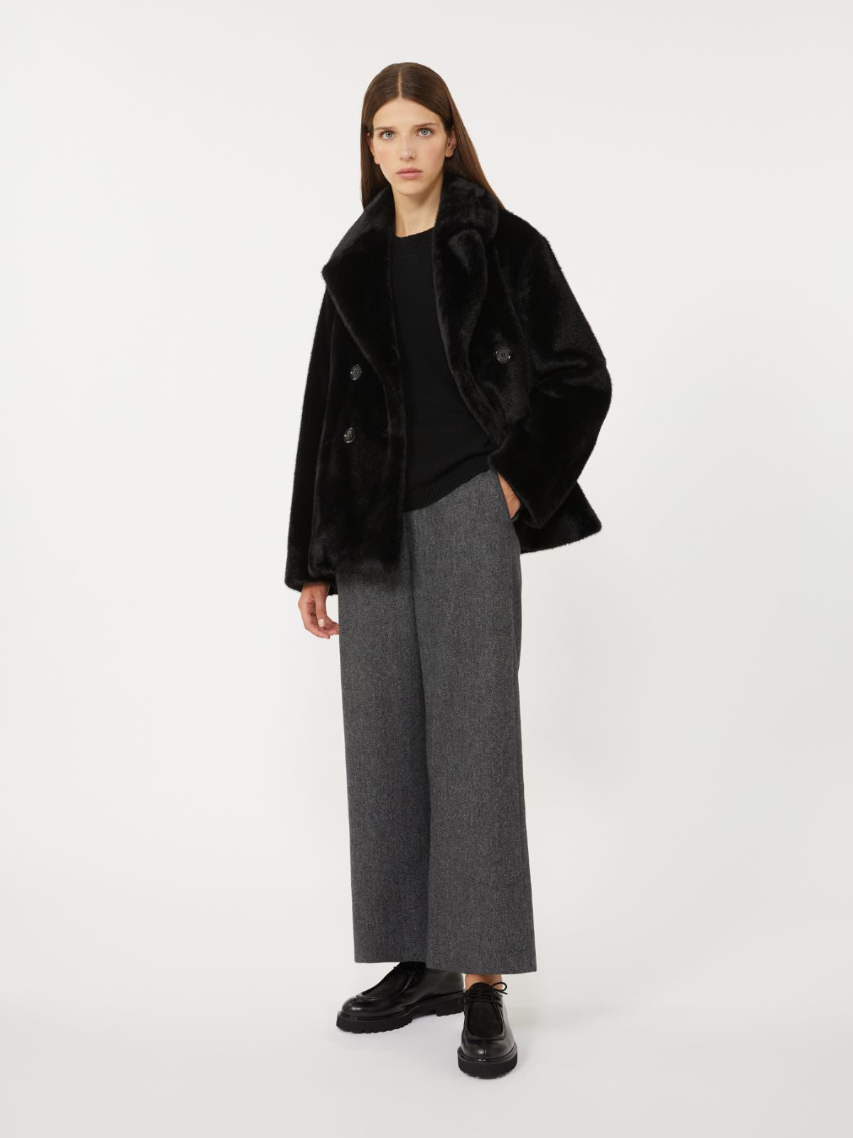 PANTALONE
Tessuto 95% Lana vergine Ovis aries aries, 05% Cashmere Capra hircus hircus Cina DONNA S MAXMARA LIVIO003