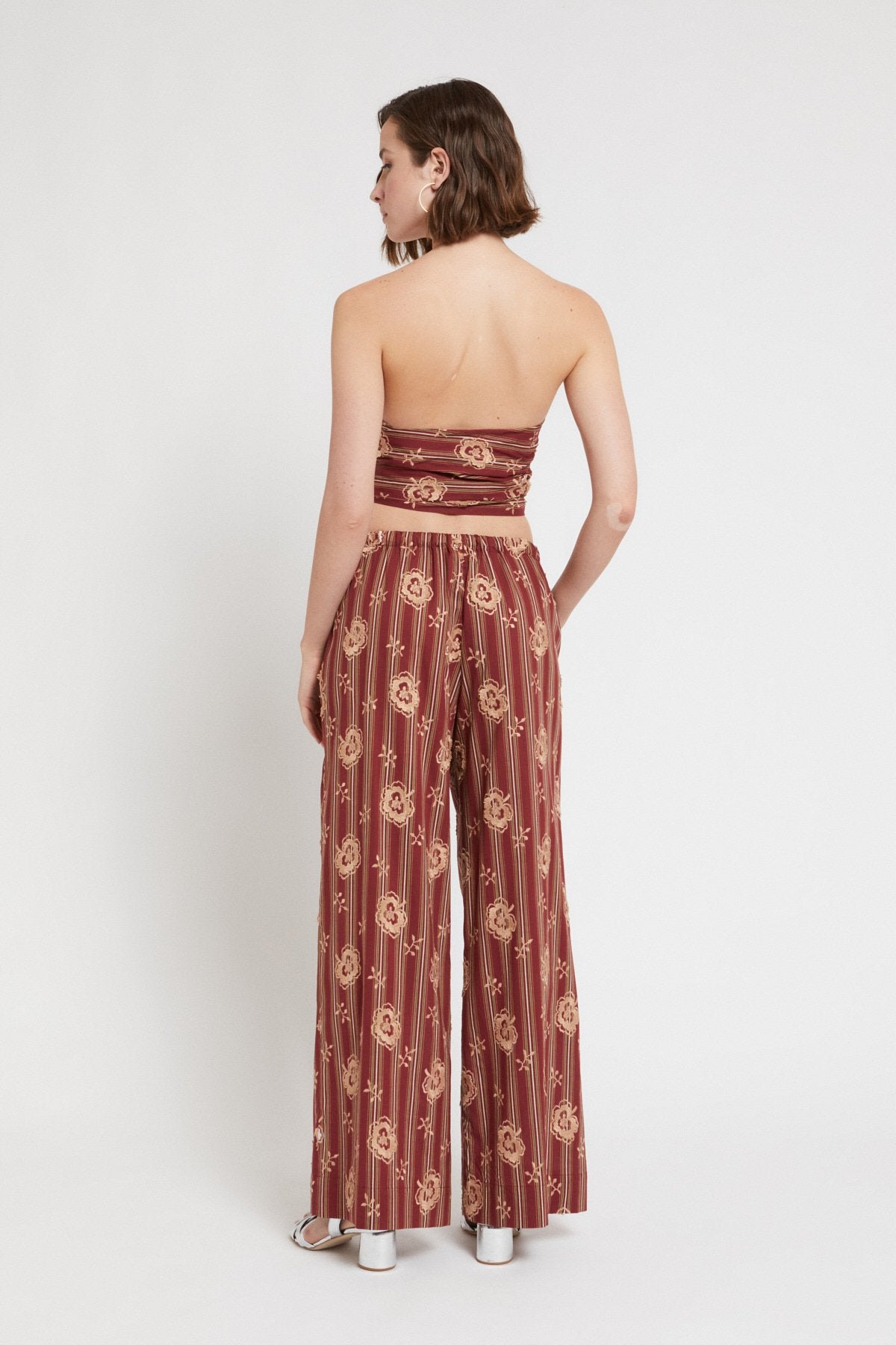 Foto di PANTALONE Donna OTTOD'AME DP98561921 - Categoria: | Brand: OTTOD'AME