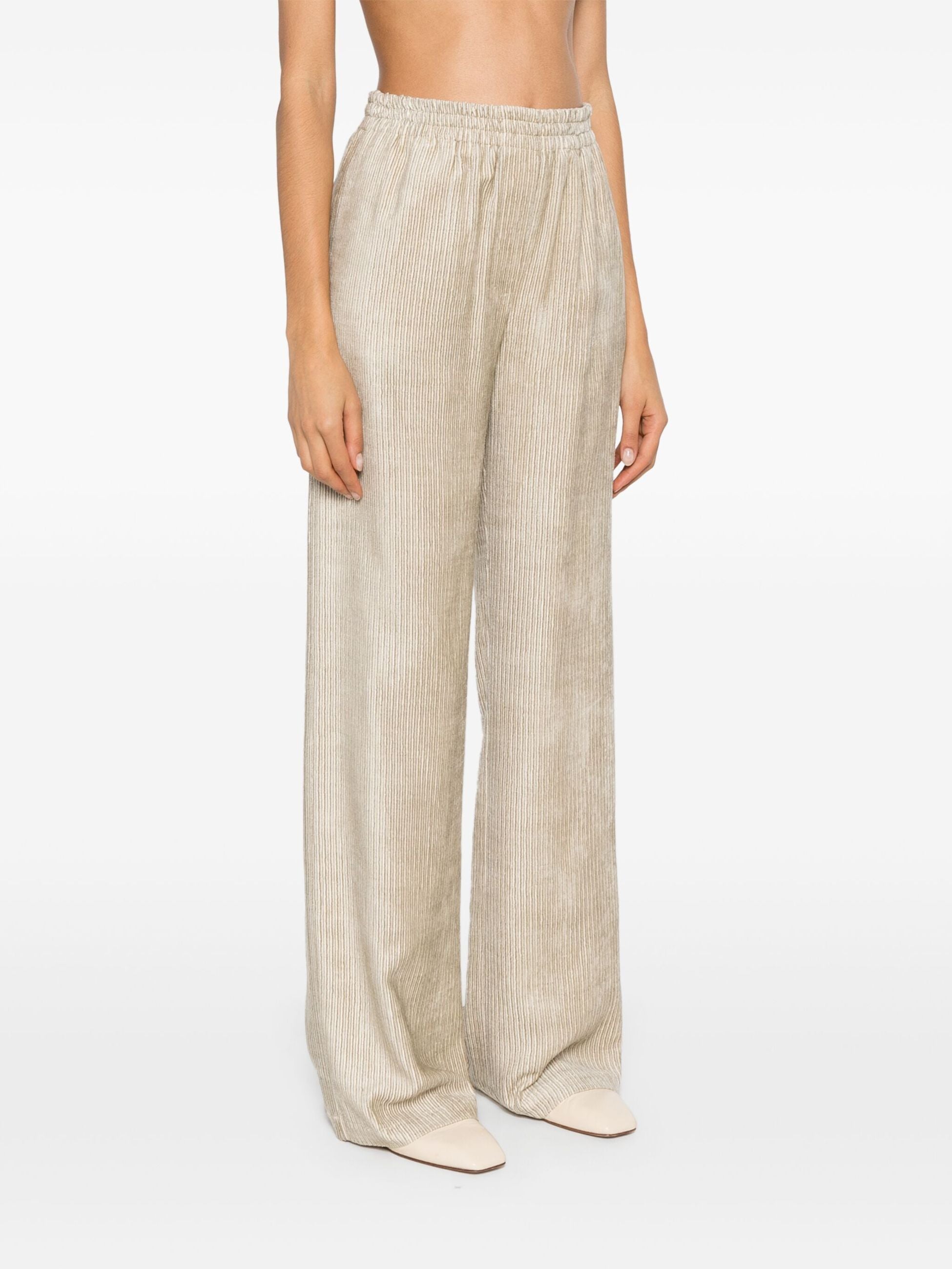 Foto di PANTALONE Donna ALYSI 154151A4216GYM - Categoria: Pantaloni | Brand: ALYSI