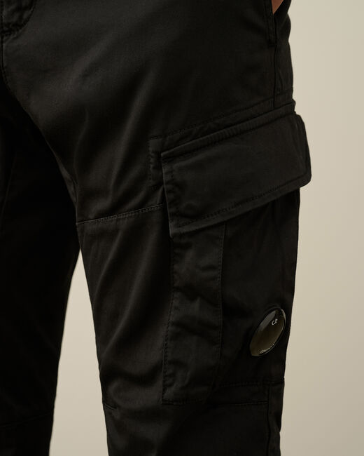 Foto di PANTALONE CARGO Uomo C.P. COMPANY 17CMPA186A005529G - Categoria: Pantaloni | Brand: C.P. COMPANY