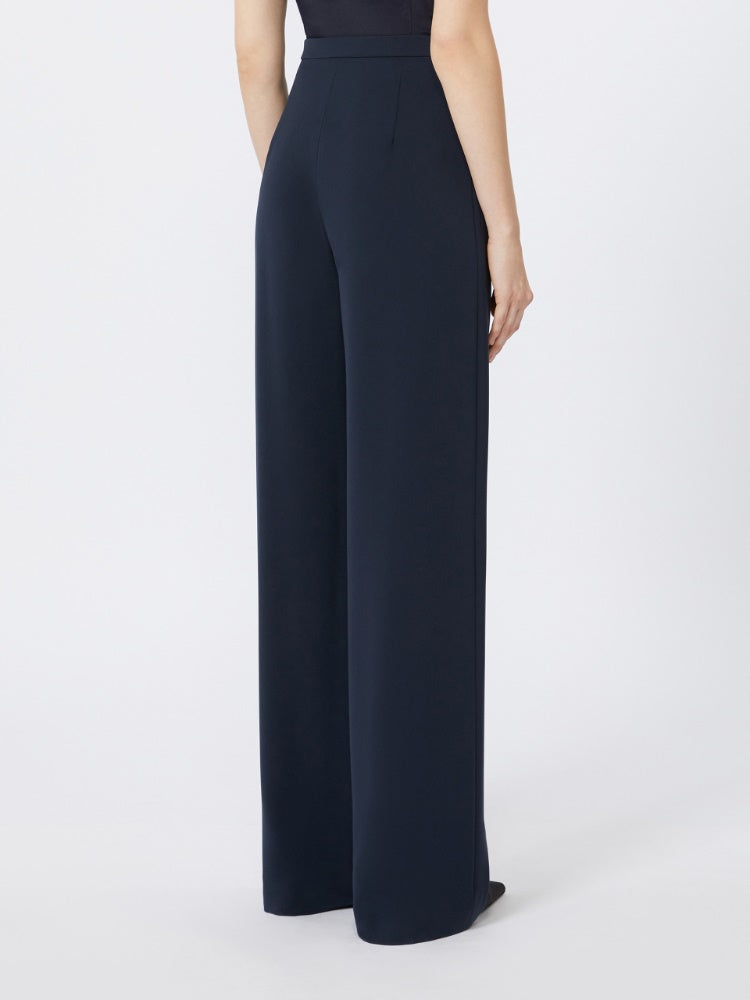 Foto di PANTALONE
Tessuto 73% Triacetato, 27% Poliestere DONNA MAXMARA STUDIO ELEGANTE 1 AOSTA005 - Categoria: | Brand: MAXMARA STUDIO ELEGANTE 1