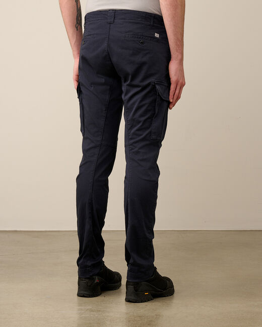 Foto di PANTALONE CARGO Uomo C.P. COMPANY 17CMPA186A005529G - Categoria: Pantaloni | Brand: C.P. COMPANY