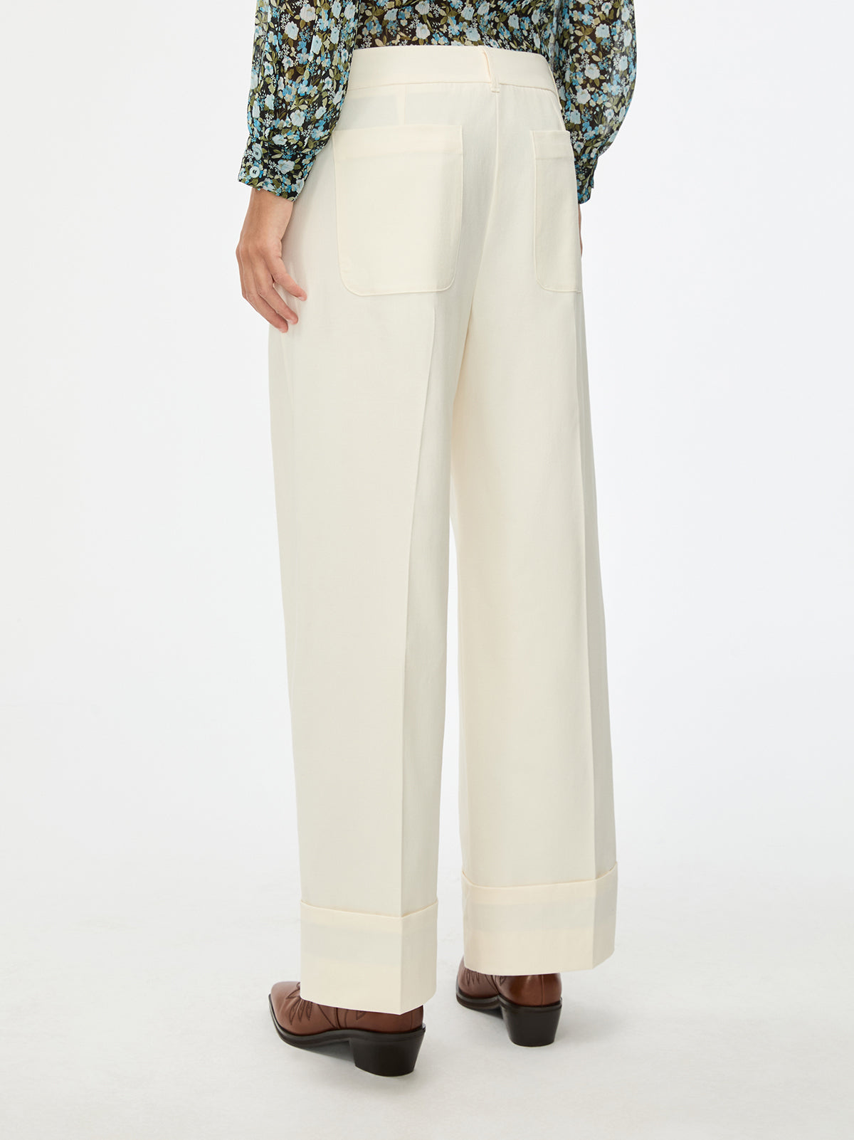 Foto di Pantalone lungo DONNA IBLUS IBLSCACCO001 - Categoria: | Brand: IBLUS