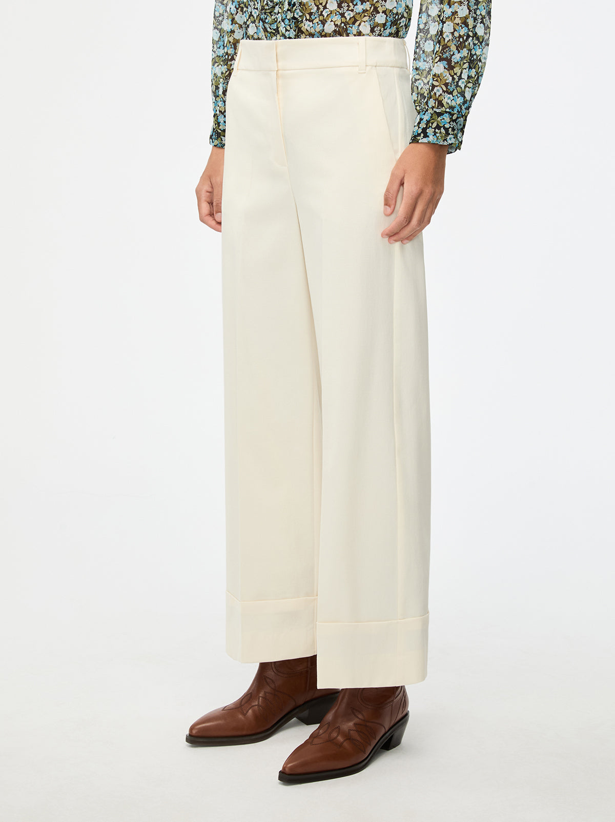 Foto di Pantalone lungo DONNA IBLUS IBLSCACCO001 - Categoria: | Brand: IBLUS