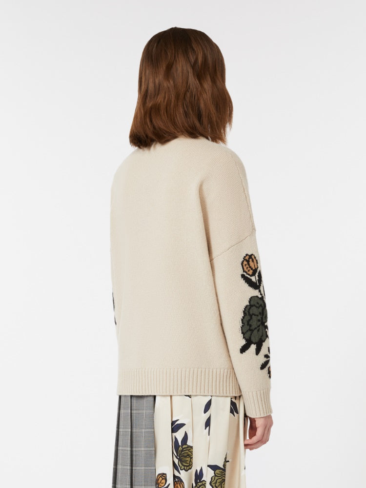 Foto di MAGLIA
Filato in maglia 100% Lana vergine Ovis aries aries DONNA WEEKEND MaxMara PAVIDI003 - Categoria: | Brand: WEEKEND MaxMara