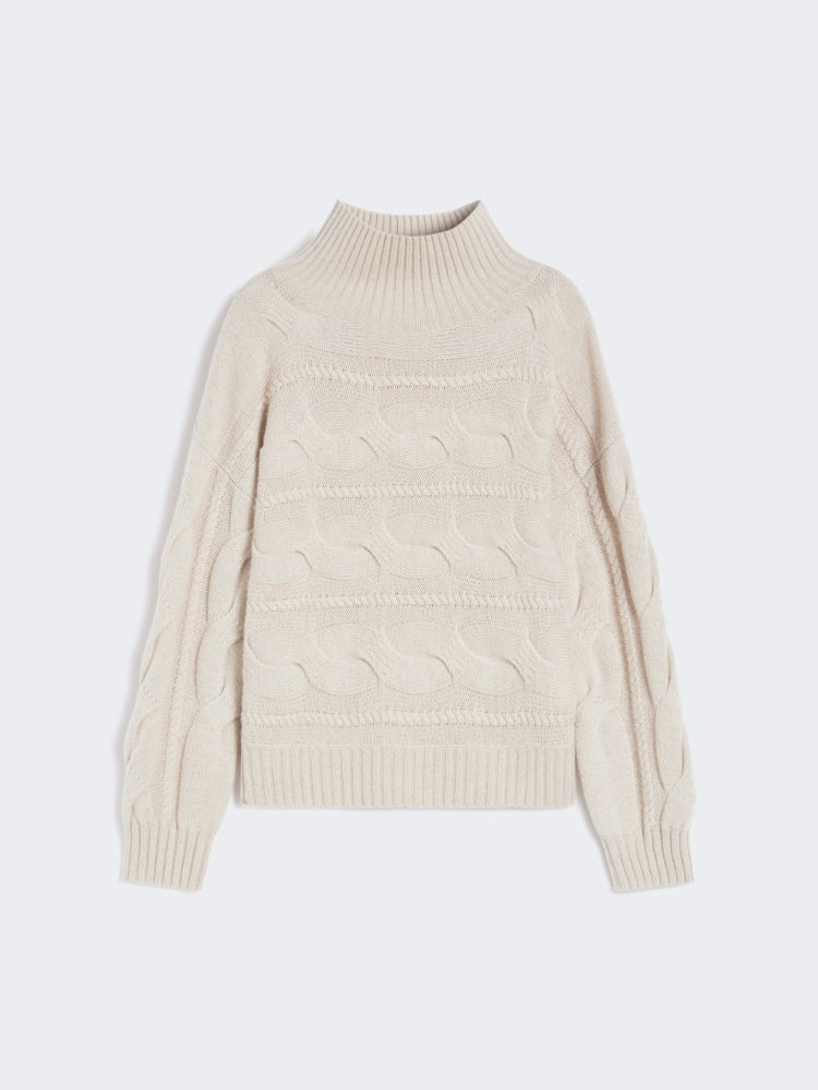 MAGLIA
Filato in maglia 80% Lana Ovis aries aries, 20% Cashmere Capra hircus hircus Cina DONNA MAXMARA STUDIO VODKA002