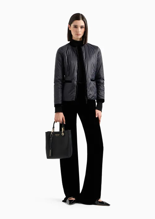 Foto di PANTALONE COULISSE Donna EMPORIO ARMANI 8N2P012NXYZ - Categoria: Pantaloni | Brand: EMPORIO ARMANI