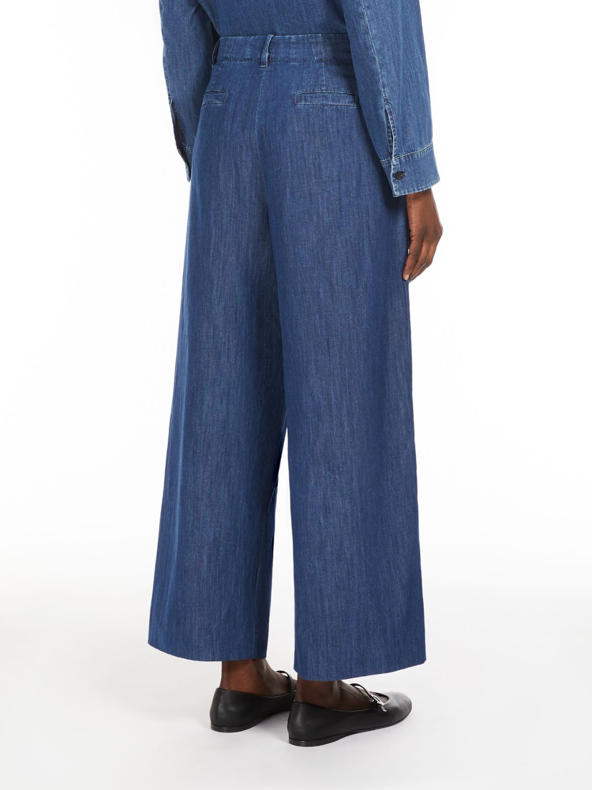 Foto di PANTALONE Donna 'S MAX MARA SOPHIE - Categoria: Pantaloni | Brand: 'S MAX MARA