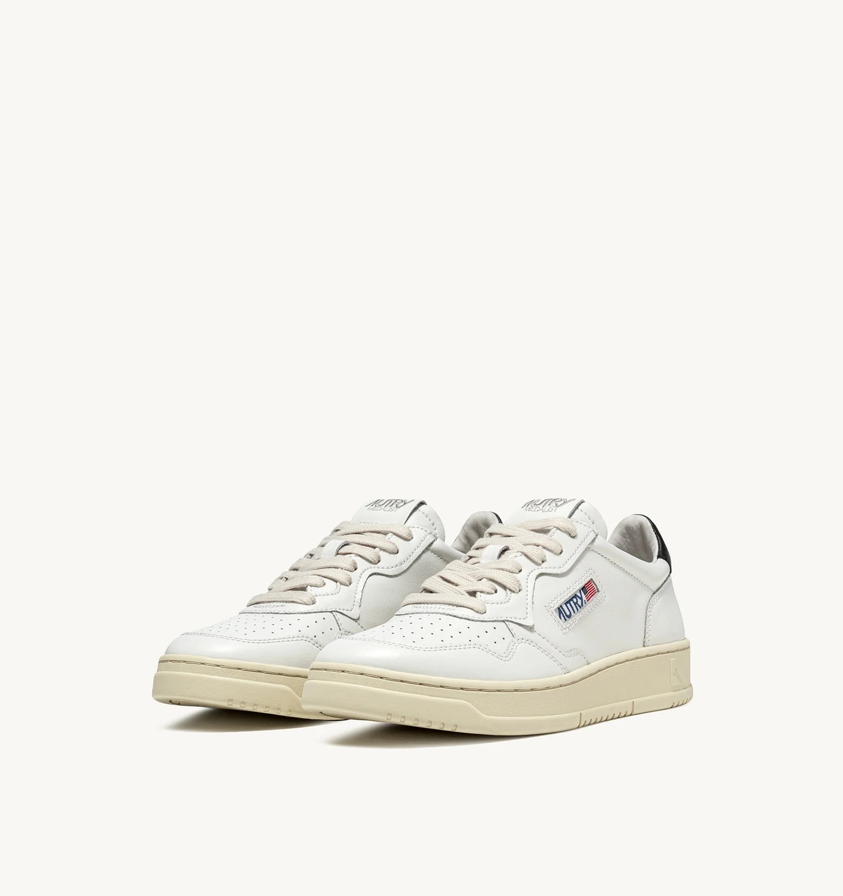 Foto di SNEAKERS Uomo AUTRY AULMLL22 - Categoria: CALZATURE | Brand: AUTRY