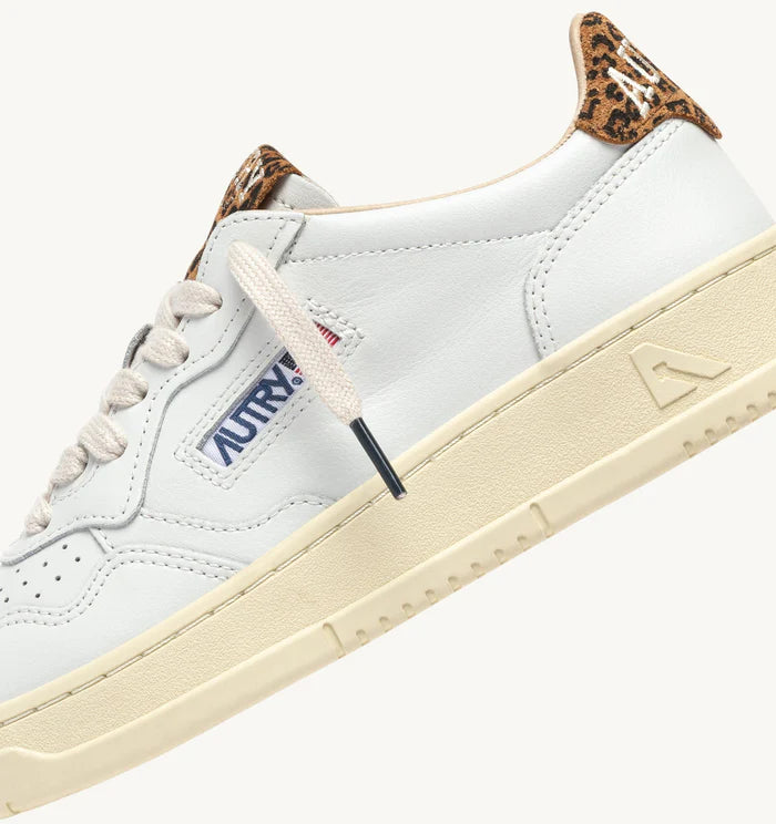 SNEAKER Donna AUTRY A1UNAULWHJ02