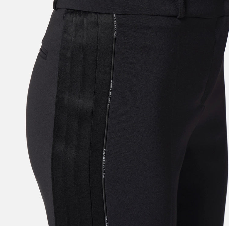 Foto di PANTALONE DONNA ELISABETTA FRANCHI PA08856E2110 - Categoria:  | Brand: ELISABETTA FRANCHI