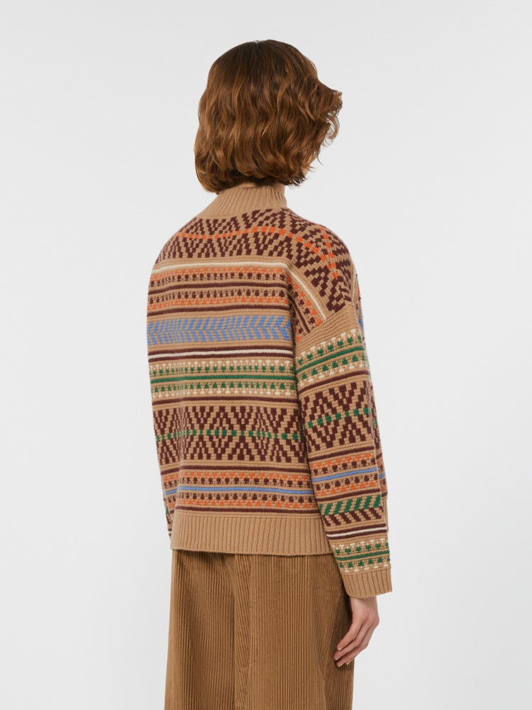 MAGLIA
Filato in maglia 100% Lana vergine Ovis aries aries DONNA WEEKEND MaxMara FESTOSO001