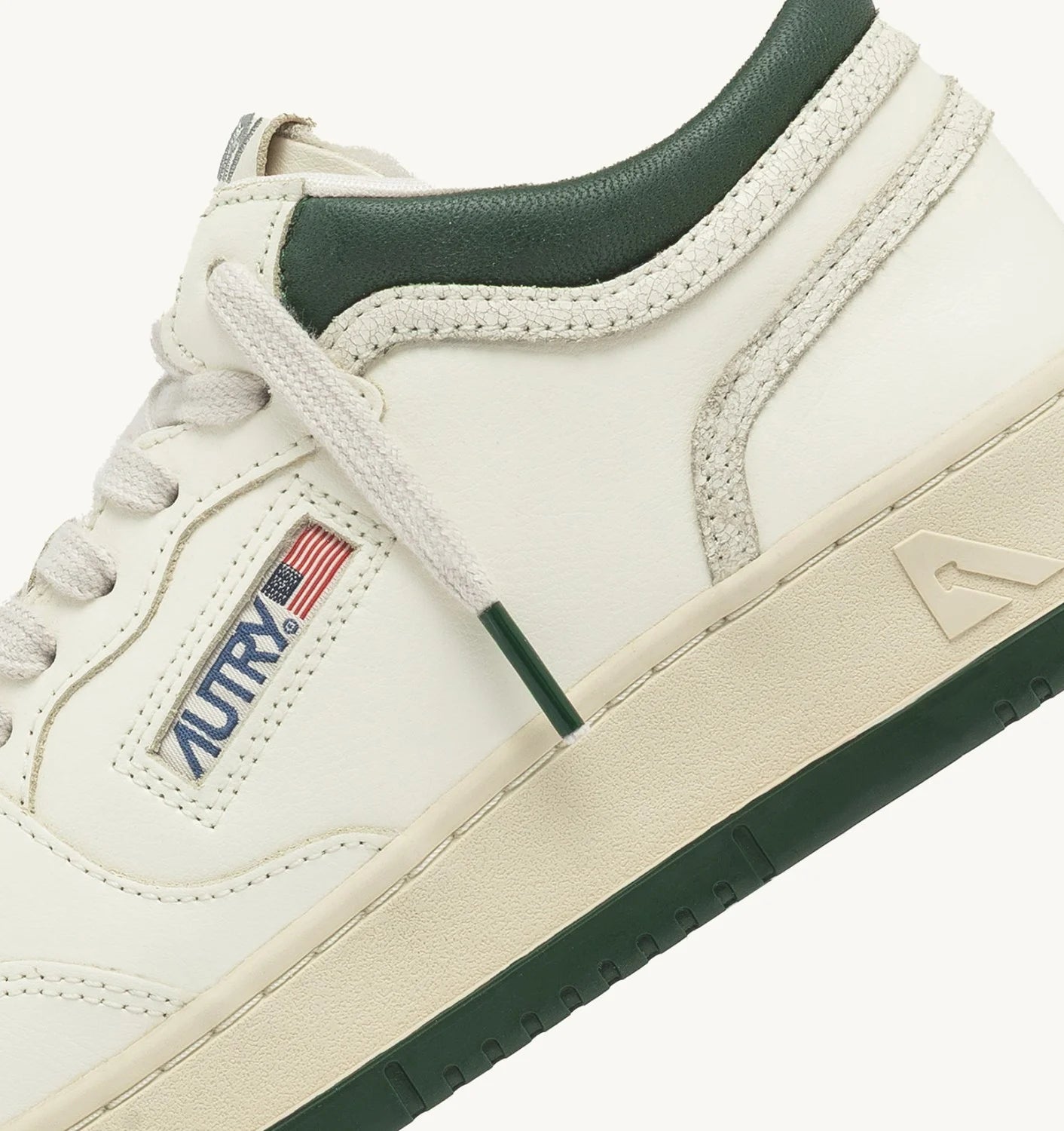 Foto di SNEAKER Uomo AUTRY A1UNMYMMEK04 - Categoria:  | Brand: AUTRY