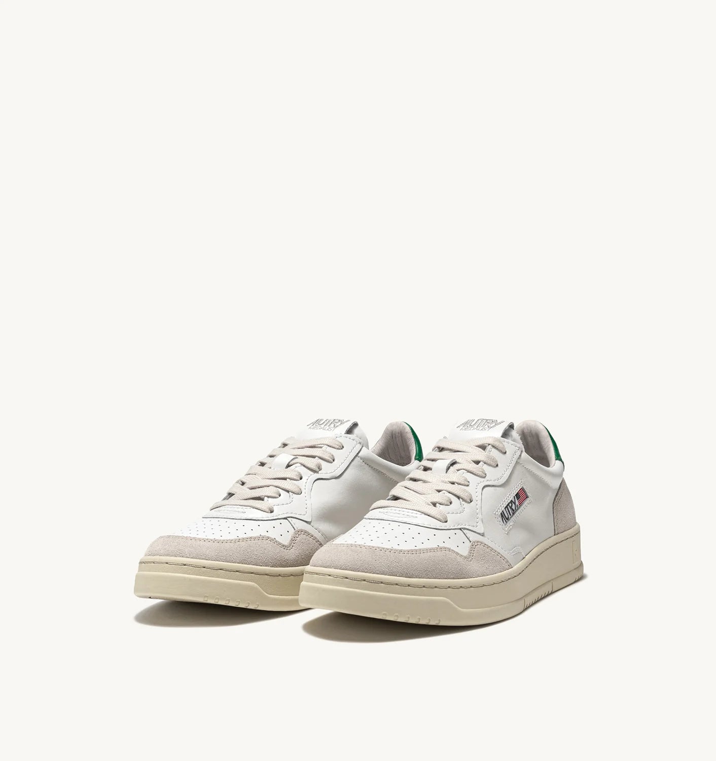 Foto di SNEAKERS Donna AUTRY AULWLS23 - Categoria: CALZATURE | Brand: AUTRY