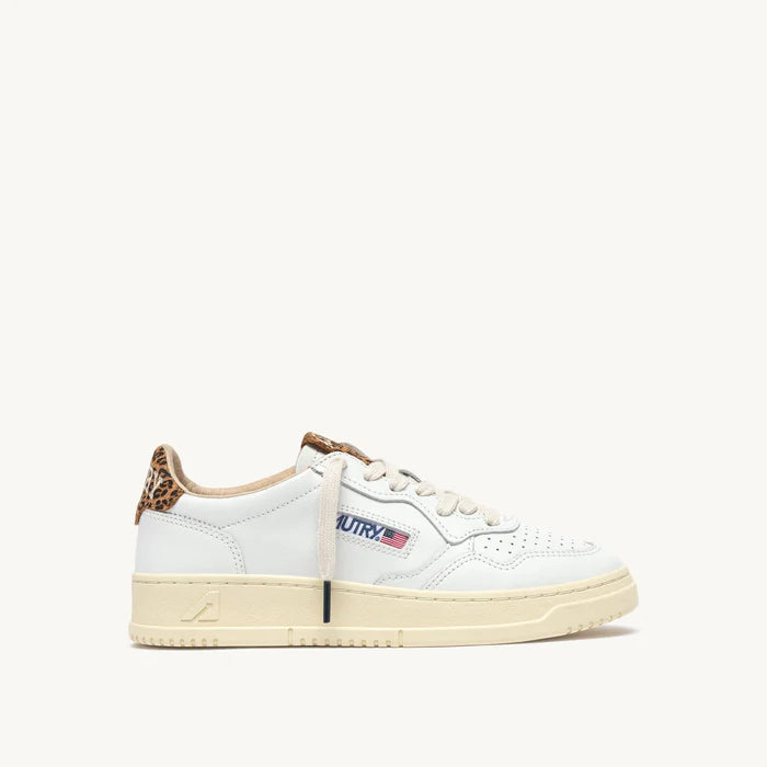 SNEAKER Donna AUTRY A1UNAULWHJ02