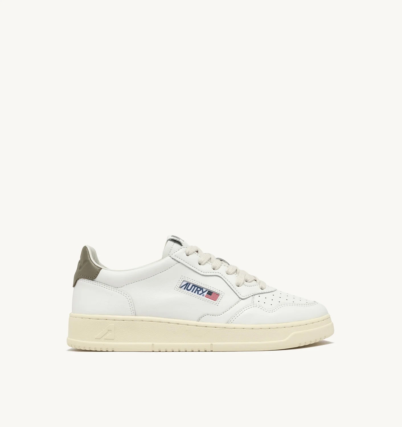 Foto di SNEAKERS Uomo AUTRY AULMLL77 - Categoria: CALZATURE | Brand: AUTRY