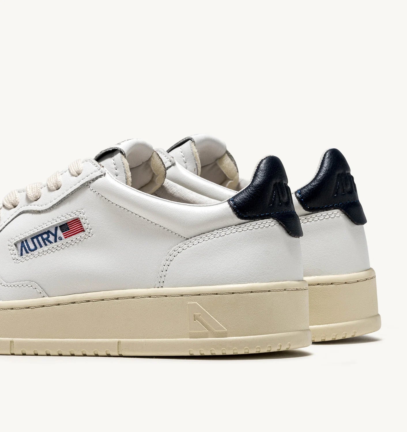 SNEAKER Donna AUTRY A1UNAULWLL12