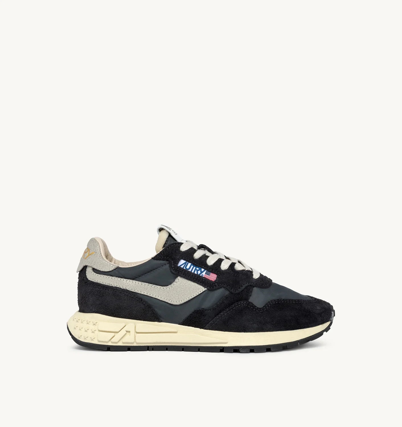 Foto di SNEAKERS Donna AUTRY WWLWNC05 - Categoria: CALZATURE | Brand: AUTRY