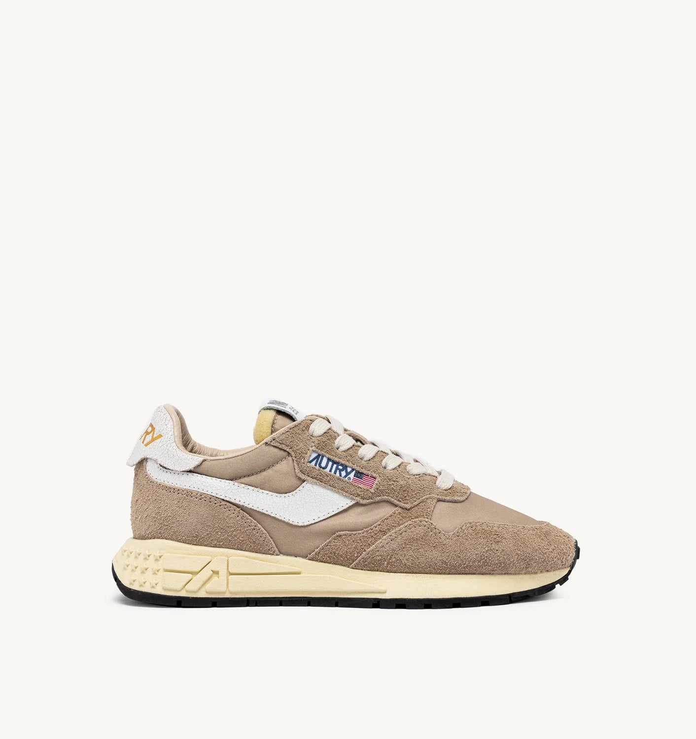 Foto di SNEAKERS Donna AUTRY WWLWNC08 - Categoria: CALZATURE | Brand: AUTRY