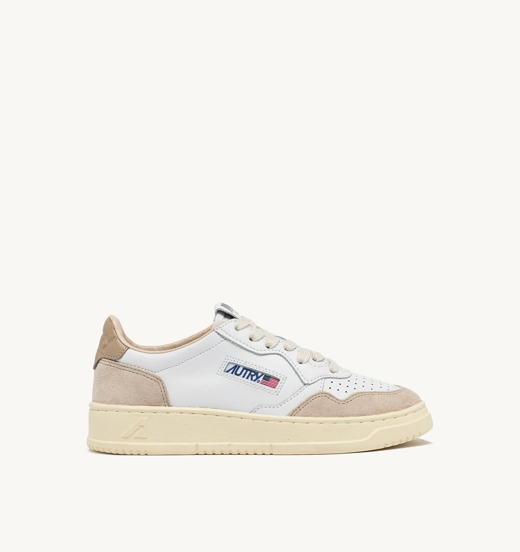 Foto di SNEAKERS Uomo AUTRY AULMLS58 - Categoria: CALZATURE | Brand: AUTRY