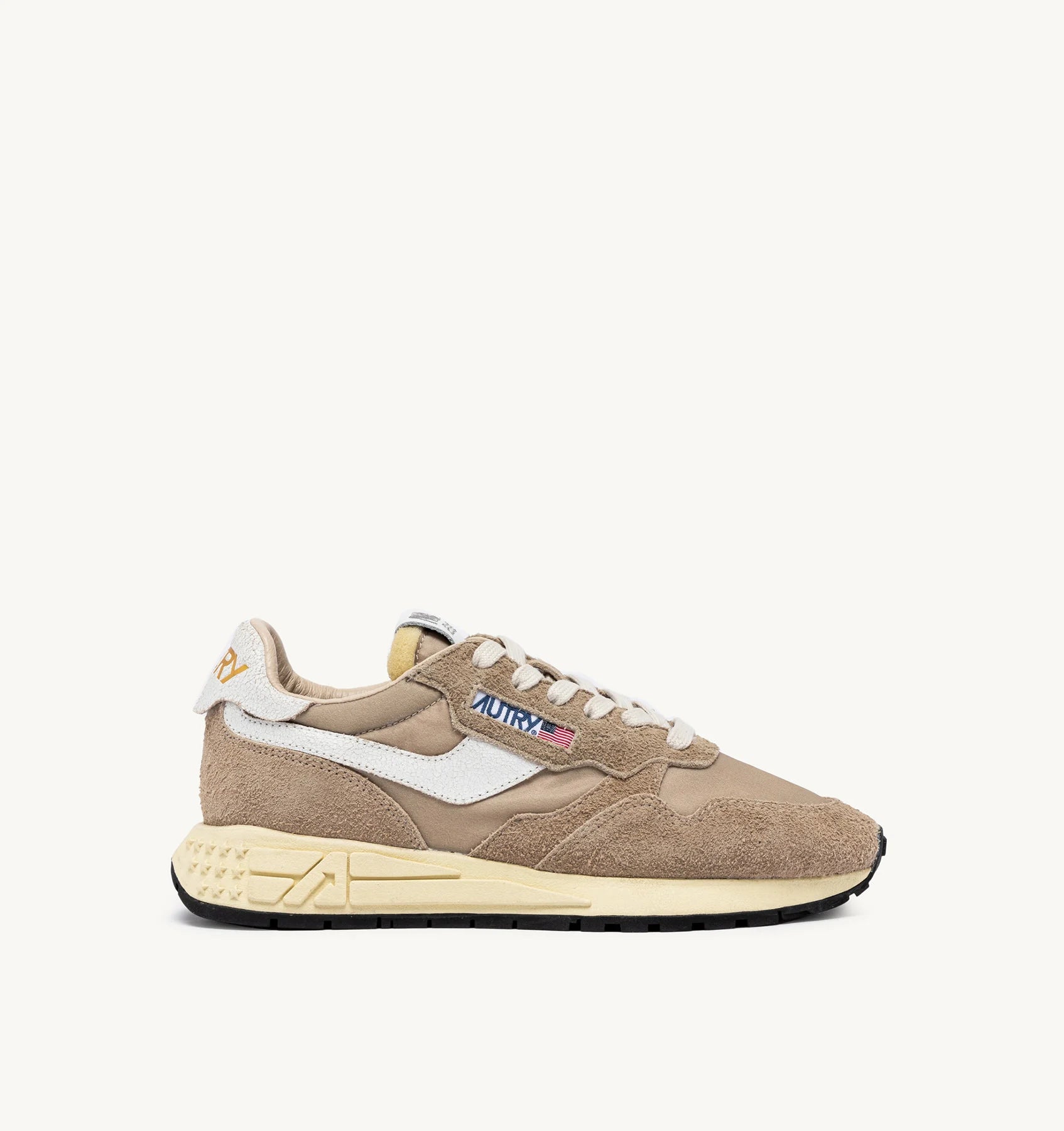 Foto di SNEAKERS Uomo AUTRY WWLMNC08 - Categoria: CALZATURE | Brand: AUTRY