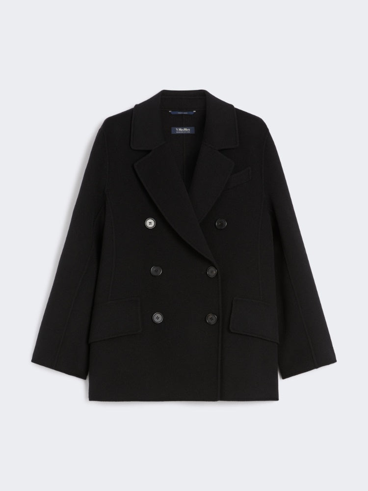 Foto di GIACCA
Tessuto 100% Lana vergine Ovis aries aries
- Escluso filo di legatura
Fodera 100% Seta DONNA S MAXMARA LUKAS013 - Categoria:  | Brand: S MAXMARA