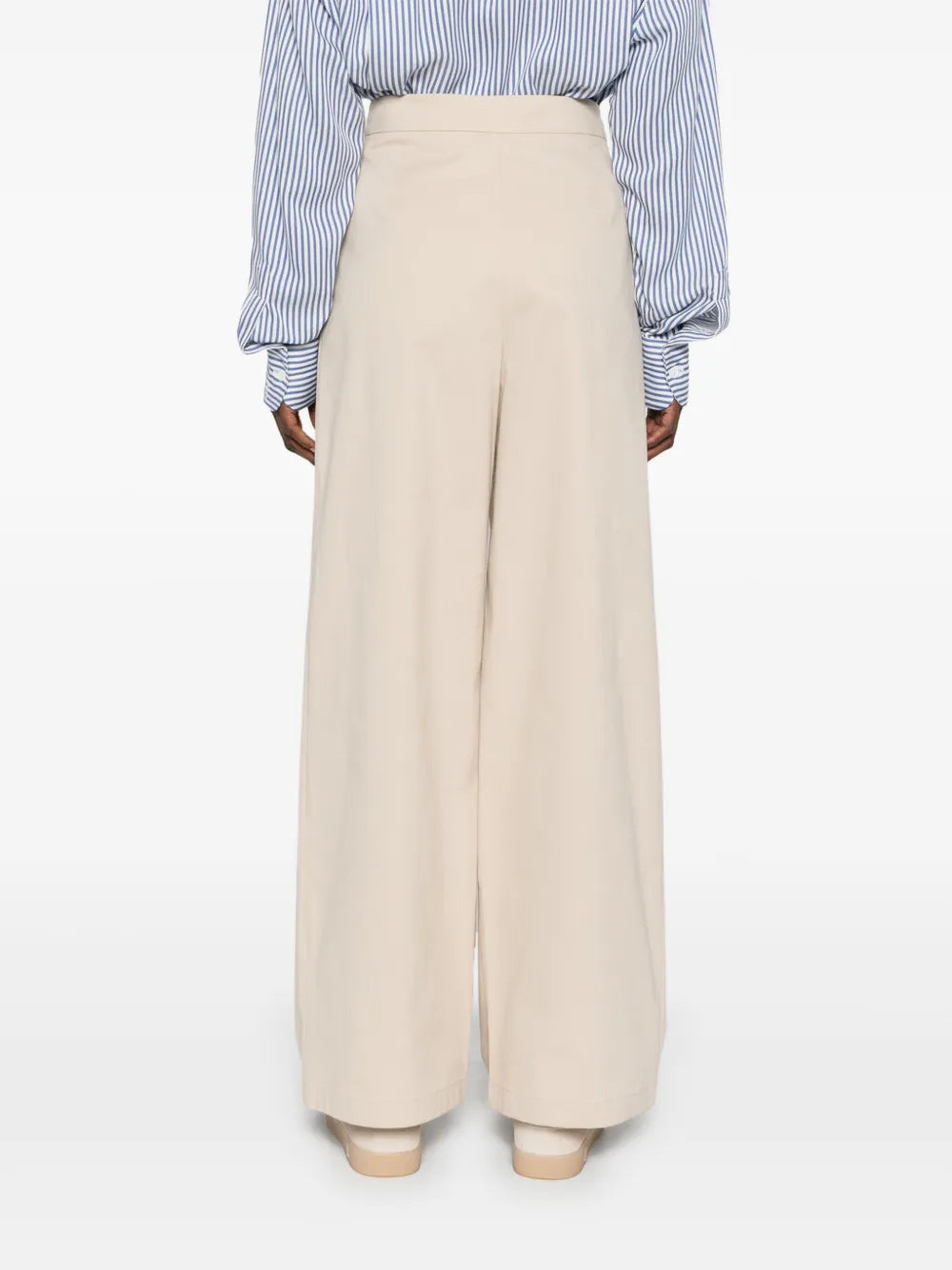 Foto di PANTALONE DONNA EMPORIO ARMANI EW000760AF12440U6151 - Categoria:  | Brand: EMPORIO ARMANI