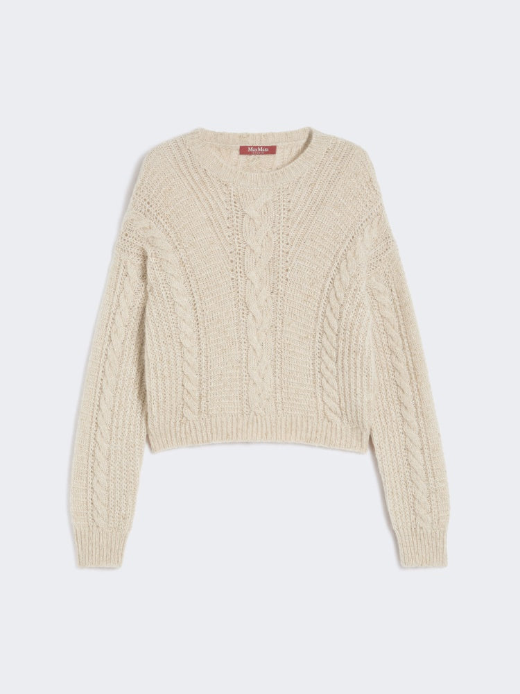 MAGLIA
Filato in maglia 50% Lana Ovis aries aries, 38% Poliestere, 12% Cashmere Capra hircus hircus Cina
- Decorazioni escluse DONNA MAXMARA STUDIO ELLADE001
