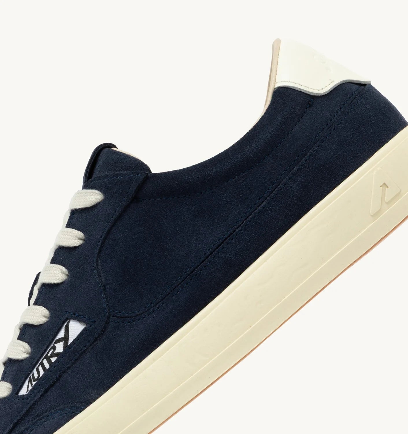 Foto di SNEAKER Uomo AUTRY A1UNSCLMKT05 - Categoria:  | Brand: AUTRY