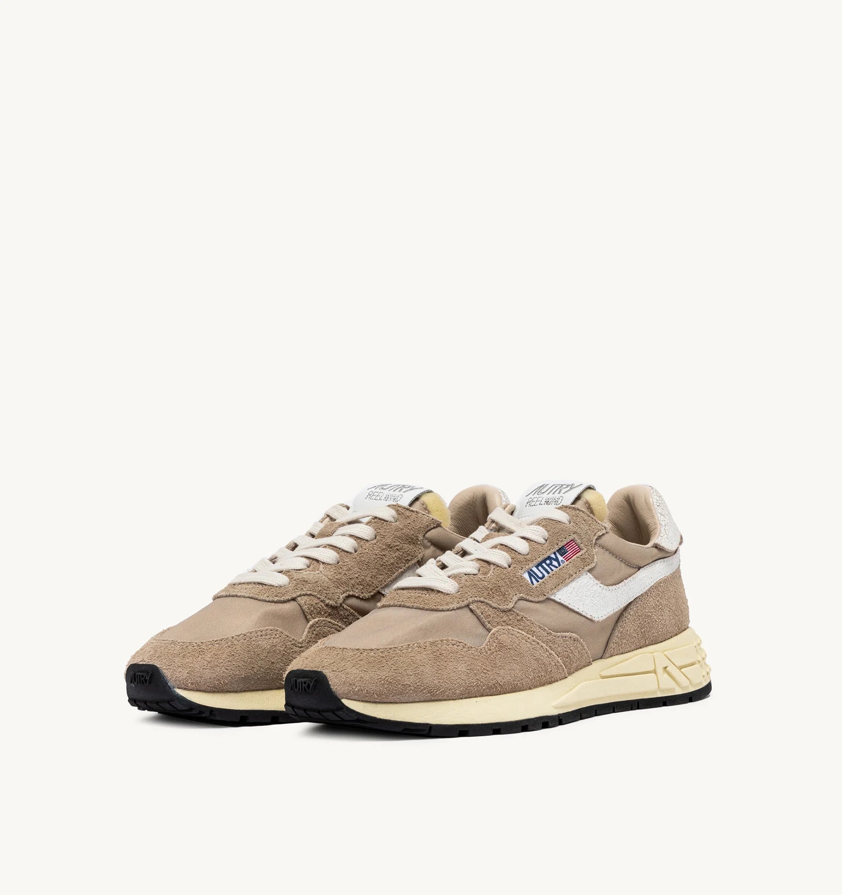 Foto di SNEAKERS Uomo AUTRY WWLMNC08 - Categoria: CALZATURE | Brand: AUTRY