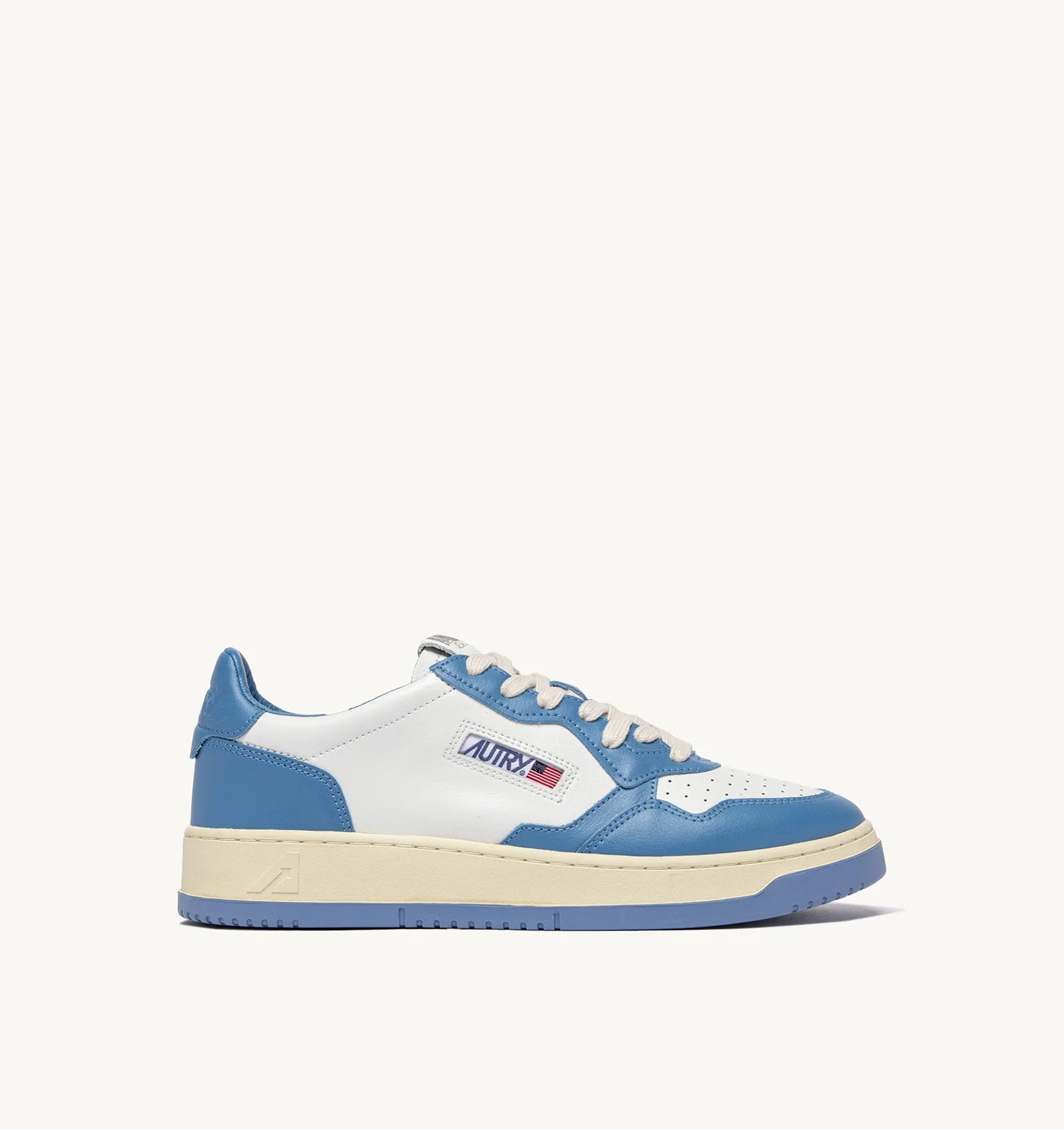 Foto di SNEAKERS Uomo AUTRY AULMWB41 - Categoria: CALZATURE | Brand: AUTRY
