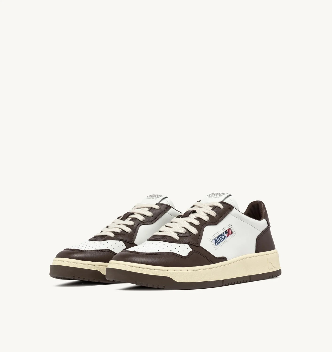 Foto di SNEAKERS Uomo AUTRY AULMWB46 - Categoria: CALZATURE | Brand: AUTRY